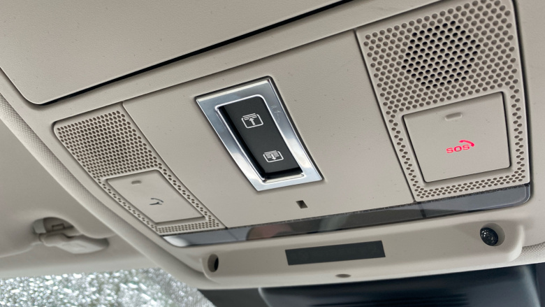 Land Rover Discovery Sport 2.0 P250 SE 5dr Auto Petrol Station Wagon